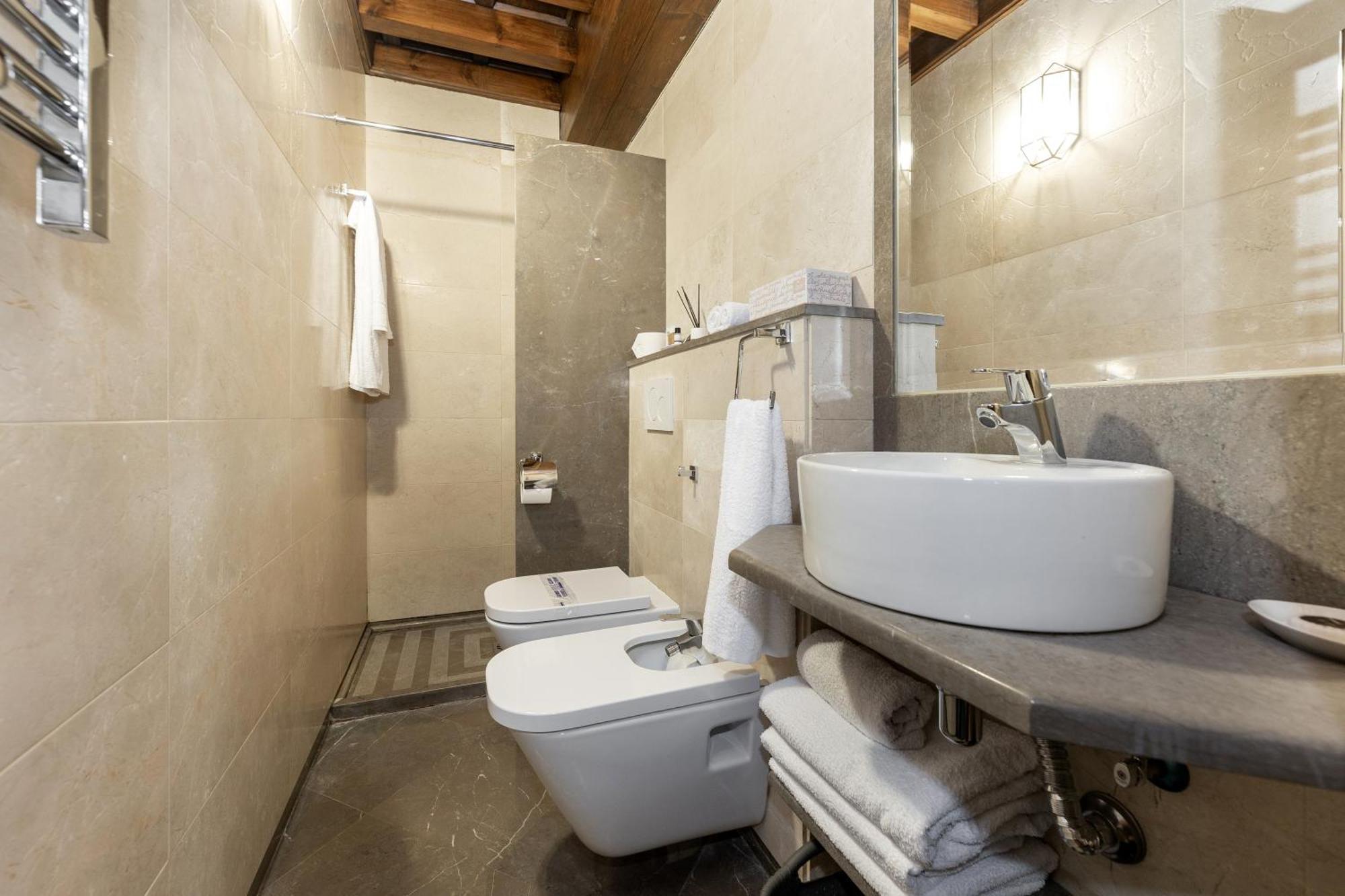 Apartamentos En Pleno Centro, Aljibe Rodrigo Del Campo 2C 그라나다 외부 사진